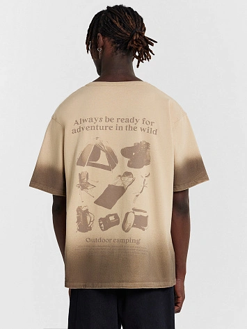 Футболка мужская бежевая с принтом