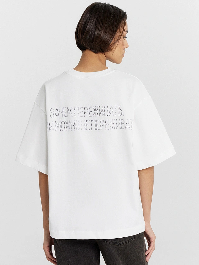 Футболка женская белая с надписью из страз "Зачем переживать, если можно не переживать" - 2