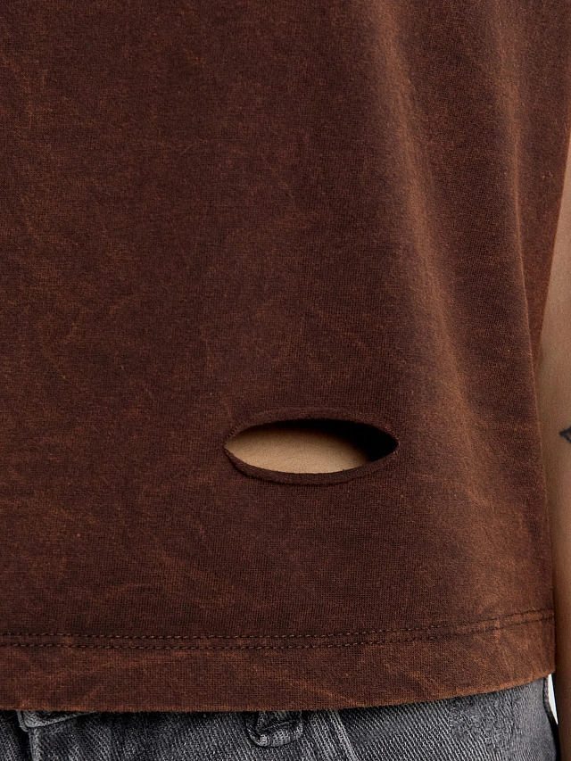 Топ женский коричневый с обработкой эйсид и надписью "The badlands" - 5