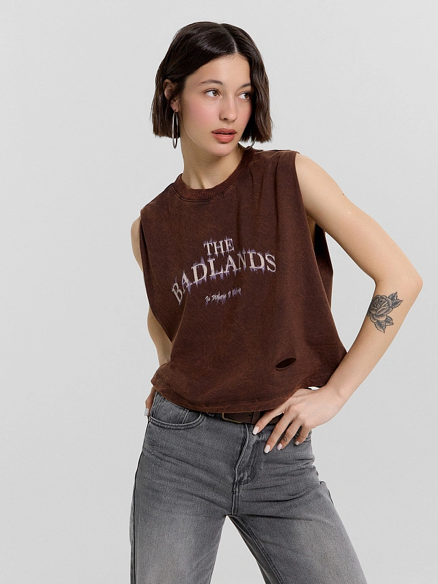 Топ женский коричневый с обработкой эйсид и надписью "The badlands" - 6