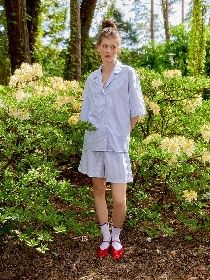 картинка Комплект женский голубой в полоску  от магазина стильной одежды Mark Formelle