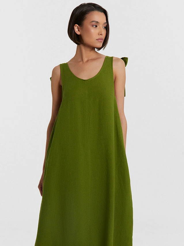 Платье женское зеленое с бантами на спинке - 3