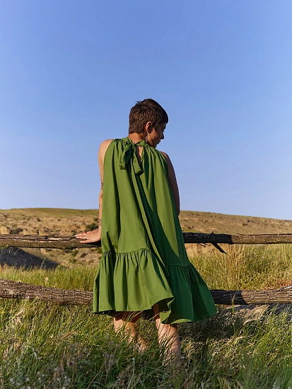 картинка Сарафан женский зеленый от магазина стильной одежды Mark Formelle