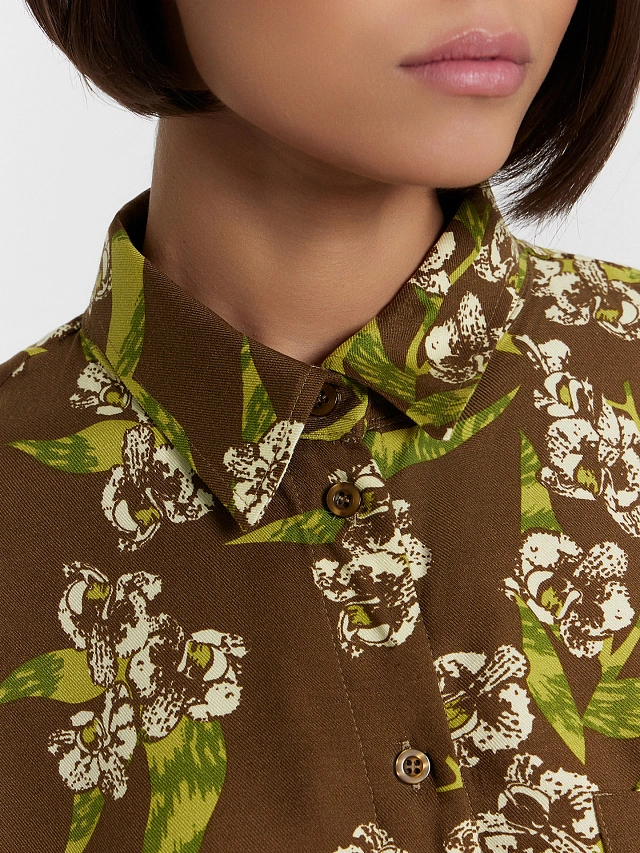 Рубашка женская коричневая с цветочным принтом - 5