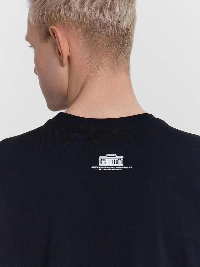 Футболка мужская черная с принтом  в виде картины "Купание лошади, Юдель Пэн" - 7