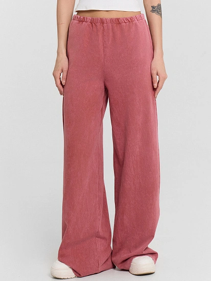 картинка Брюки женские терракотовые с обработкой эйсид  от магазина стильной одежды Mark Formelle