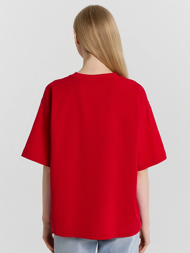 Футболка женская красная с принтом и надписью "chertovka" - 2