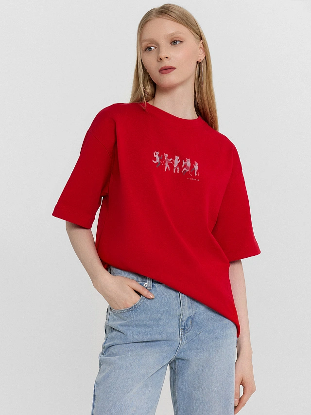 Футболка женская красная с принтом и надписью "chertovka" - 5