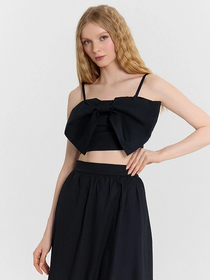 картинка Топ женский с бантом черный от магазина стильной одежды Mark Formelle