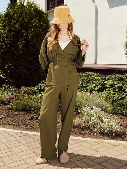 картинка Брюки женские зеленые от магазина стильной одежды Mark Formelle