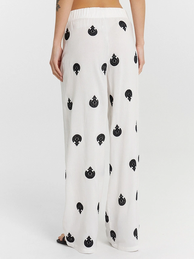 Комплект женский молочный с принтом - 7