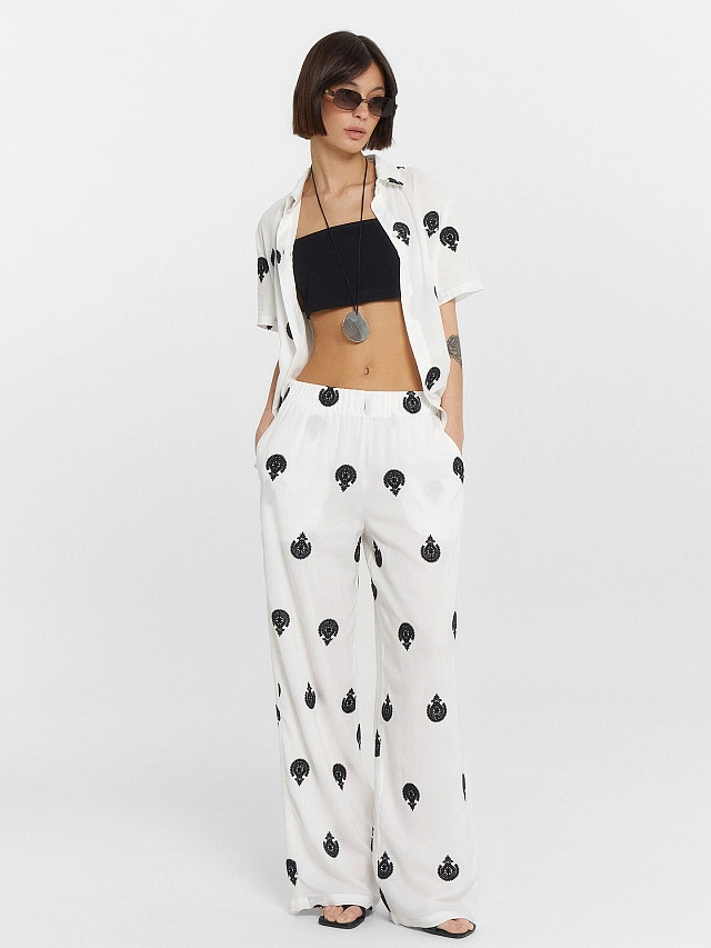 Комплект женский молочный с принтом - 10