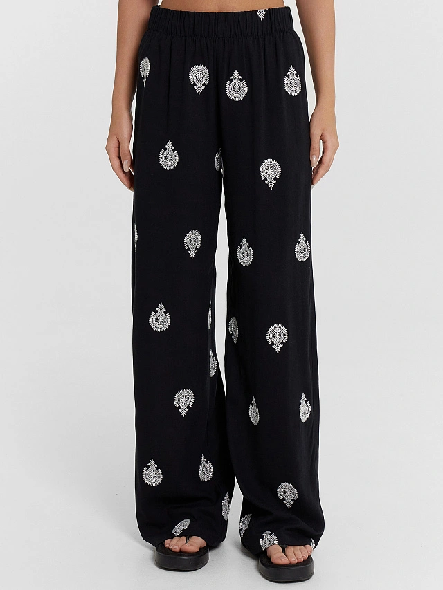 Комплект женский черный с принтом - 4