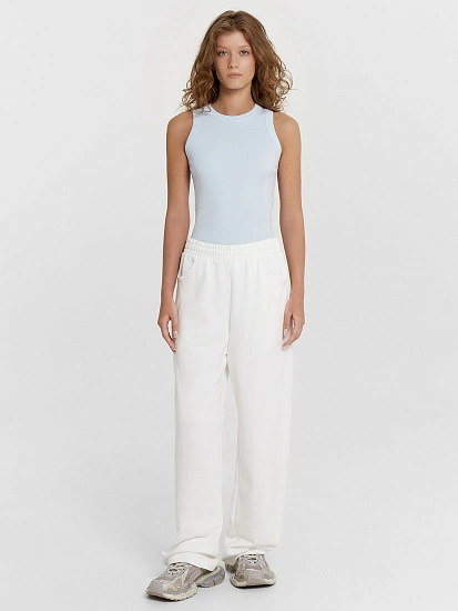 картинка Брюки женские белые  от магазина стильной одежды Mark Formelle