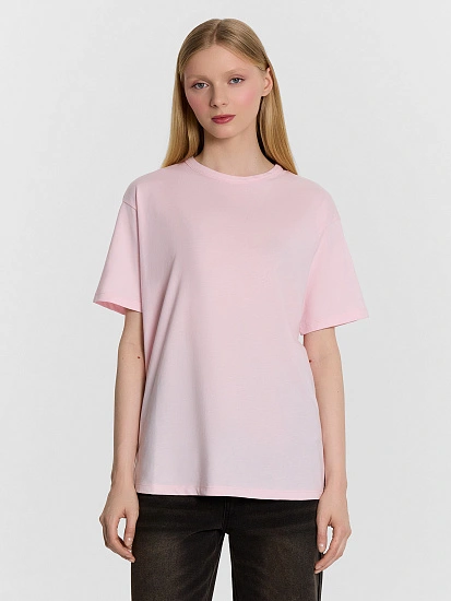 картинка ФУТБОЛКА ЖЕНСКАЯ от магазина стильной одежды Mark Formelle