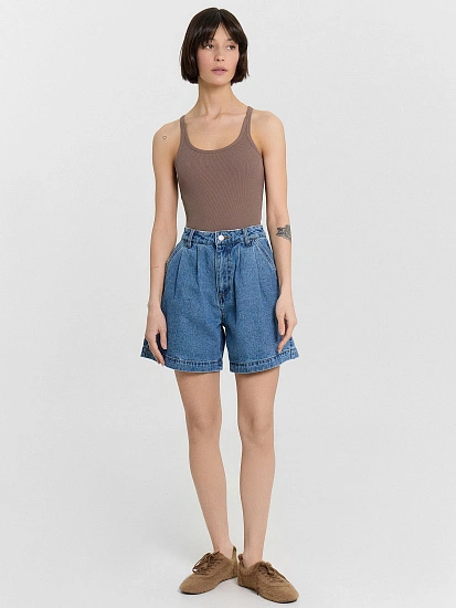 картинка Шорты женские джинсовые синие от магазина стильной одежды Mark Formelle