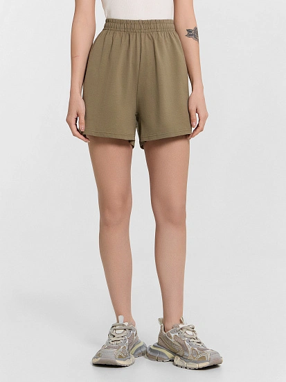 картинка Шорты женские бежевые  от магазина стильной одежды Mark Formelle