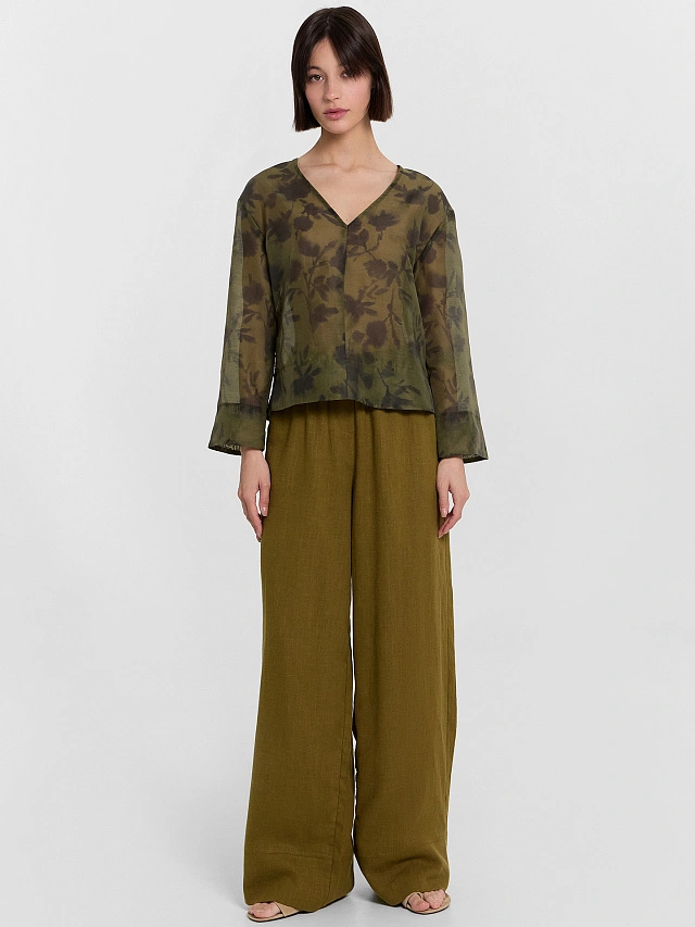 Блузка женская зеленая с цветочным принтом - 3