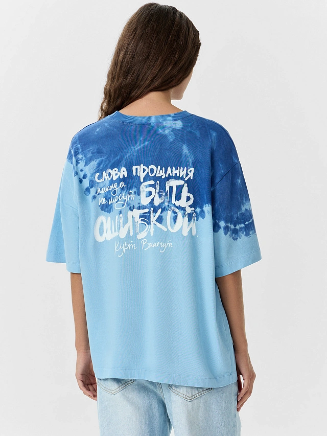 Футболка женская голубая с надписью "Быть ошибкой" - 2
