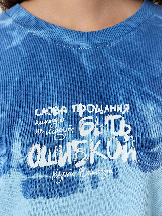 Футболка женская голубая с надписью "Быть ошибкой" - 4