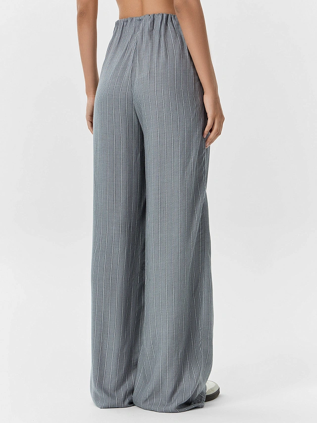 Брюки женские серые в полоску - 3