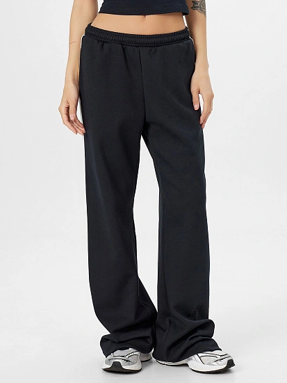 картинка Брюки женские черные  от магазина стильной одежды Mark Formelle