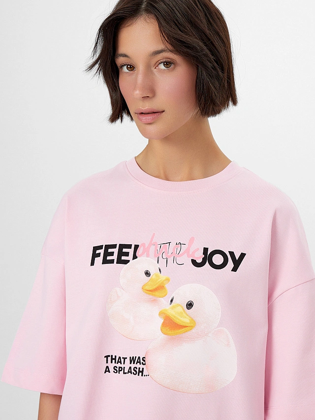 Футболка женская розовая с принтом и надписью "feel the joy" - 4