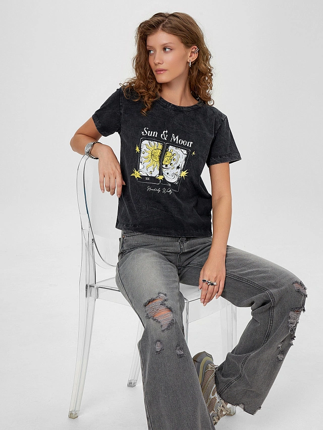 Футболка женская черная с принтом "Sun & Moon" - 6
