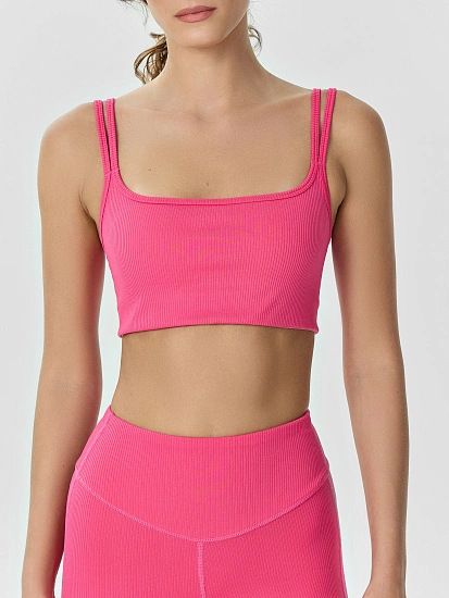 картинка Топ женский спортивный розовый  от магазина стильной одежды Mark Formelle