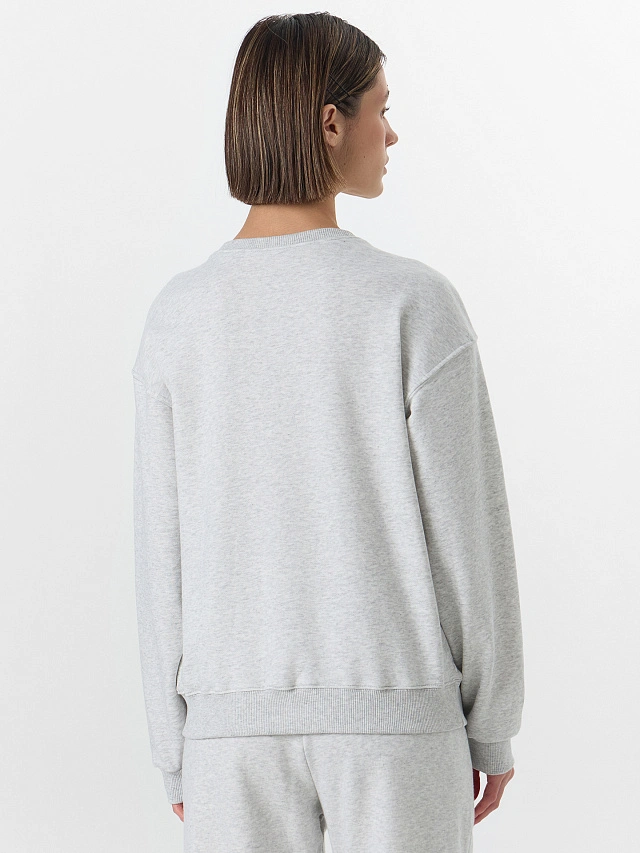 Свитшот женский серый с принтом - 3