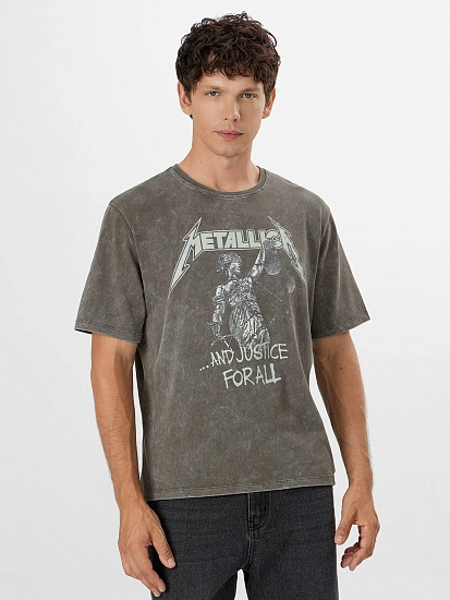 картинка Футболка мужская хаки с принтом "metallica" от магазина мужской одежды Mark Formelle