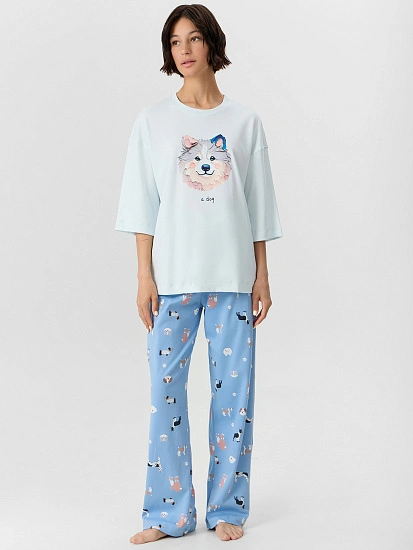 картинка Комплект домашний женский голубой с рисунком собачки от магазина стильной одежды Mark Formelle