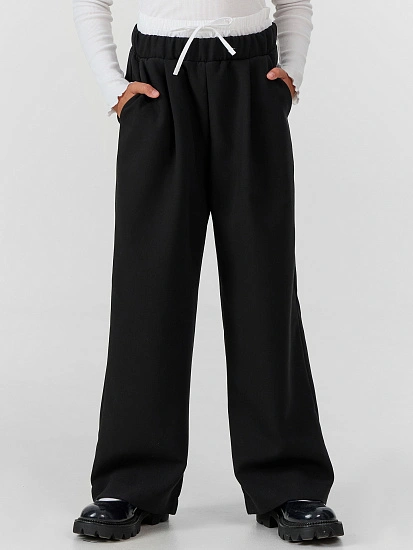 картинка Брюки для девочек черные  от известного бренда одежды для девочек Mark Formelle