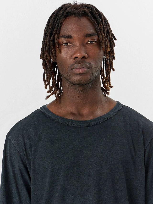 Футболка мужская черная с обработкой эйсид - 5