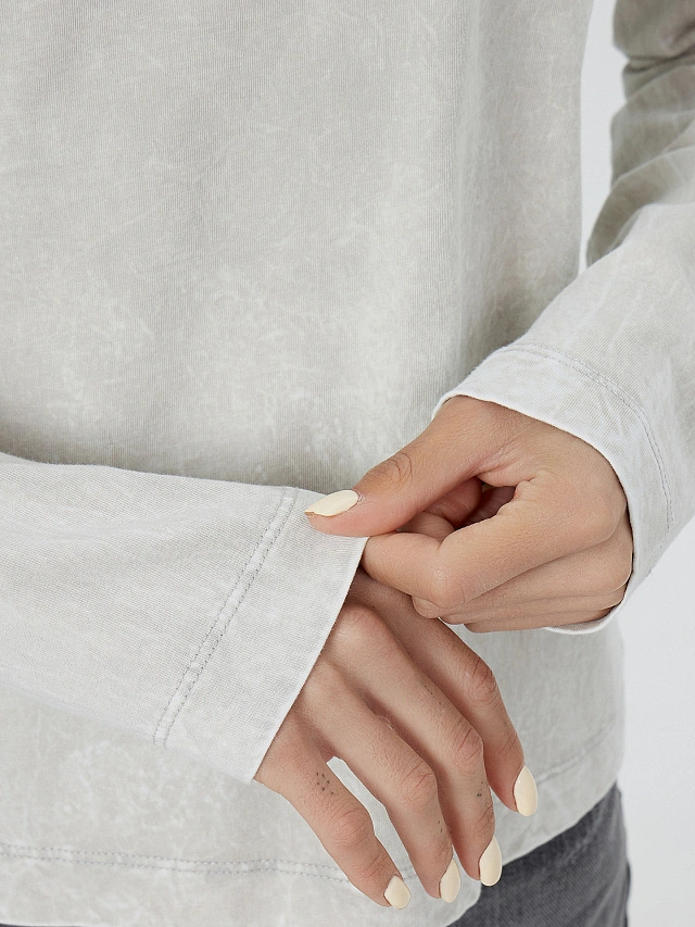 Лонгслив женский серый с обработкой эйсид - 6