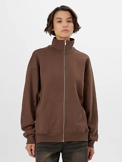 картинка Толстовка женская коричневая на молнии от магазина стильной одежды Mark Formelle