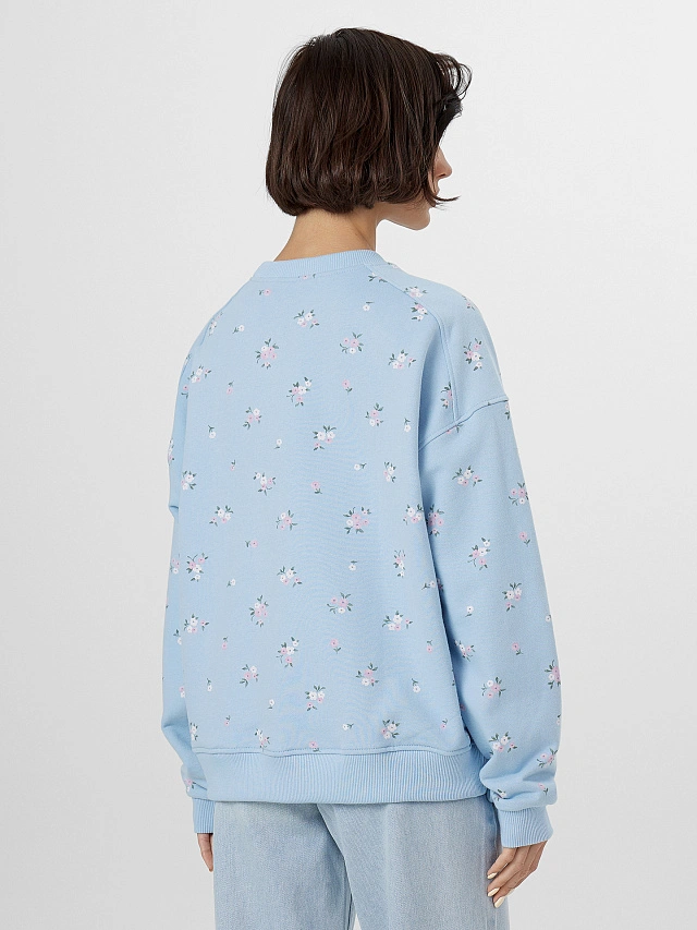Свитшот женский голубой с цветочным принтом - 3