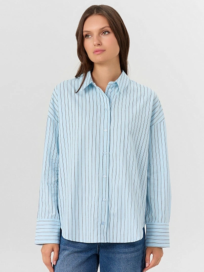 картинка Рубашка женская голубая в полоску от магазина стильной одежды Mark Formelle