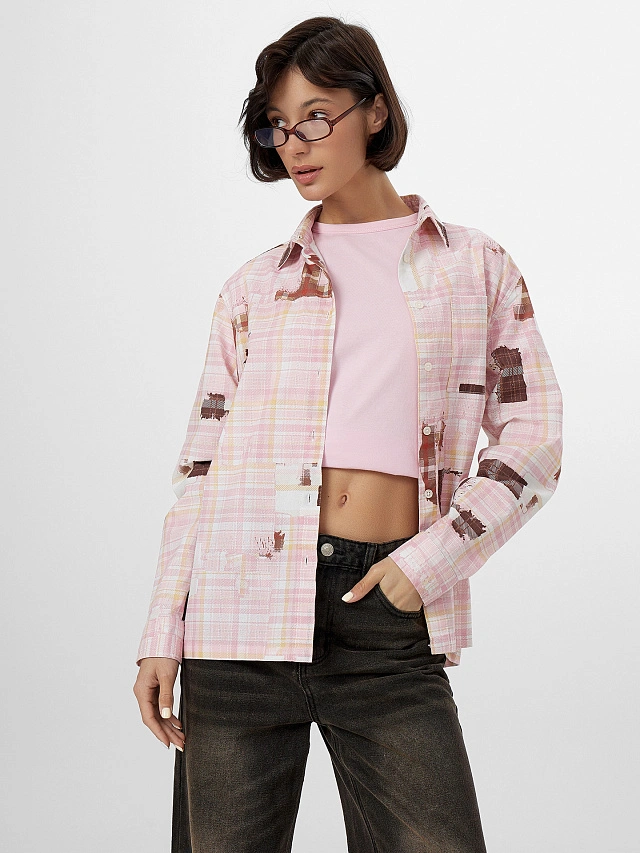 Рубашка женская розовая с патчами - 8