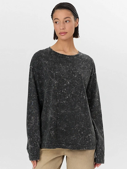 картинка Лонгслив женский серый с обработкой эйсид от магазина стильной одежды Mark Formelle