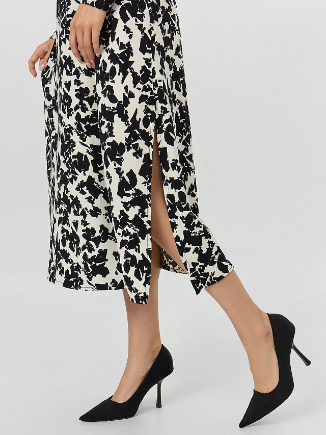 Платье женское бежевое с принтом - 6