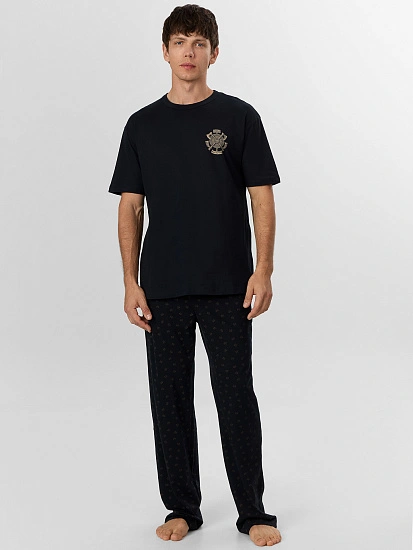 картинка Комплект мужской домашний черный  от магазина мужской одежды Mark Formelle