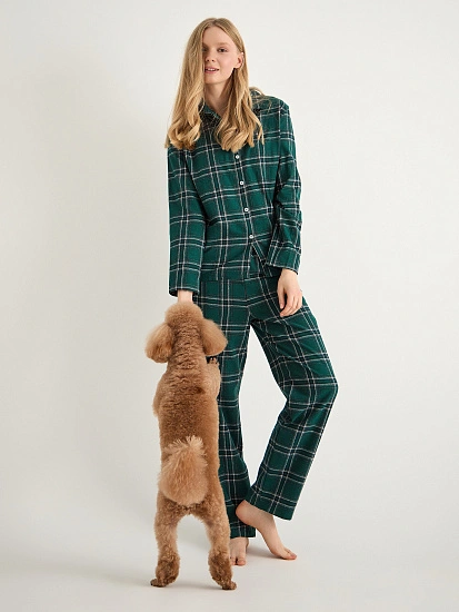 картинка Комплект женский домашний зеленый в клетку от магазина стильной одежды Mark Formelle