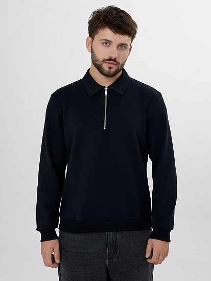 картинка Свитшот мужской черный от магазина мужской одежды Mark Formelle