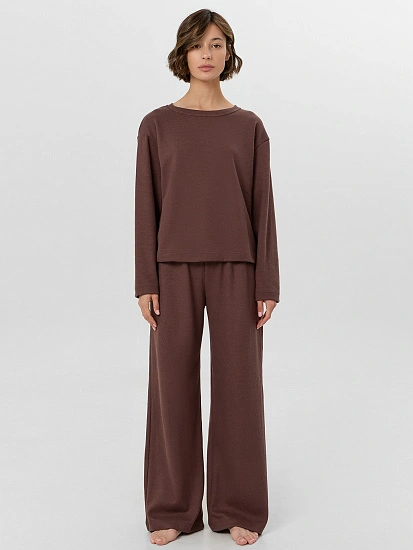 картинка Комплект женский домашний коричневый от магазина стильной одежды Mark Formelle