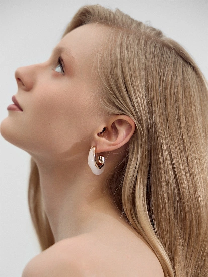 картинка СЕРЬГИ ЖЕНСКИЕ от магазина стильной одежды Mark Formelle