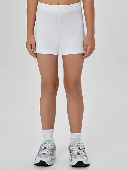 картинка Шорты для девочек белые от известного бренда одежды для девочек Mark Formelle