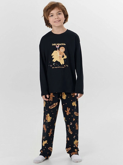 картинка КОМПЛЕКТ ДЛЯ МАЛЬЧИКОВ (ЛОНГСЛИВ, БРЮКИ) от магазина одежды для мальчиков от бренда Mark Formelle