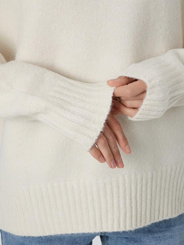 Джемпер женский молочный - 6