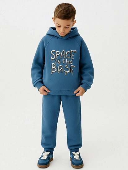 картинка КОМПЛЕКТ ДЛЯ МАЛЬЧИКОВ (ХУДИ, БРЮКИ) от магазина одежды для мальчиков от бренда Mark Formelle